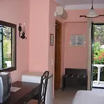 Tara Hotel 3*